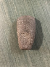 Alte polierte Steinaxt -