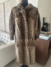 Pelzmantel aus Wildkatze