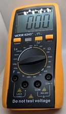 Digitales LCR-Messgerät