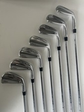 Titleist T100 Eisensatz 4-PW