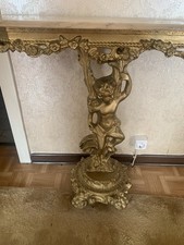 Wandkonsolentisch mit Engel und Marmorplatte 