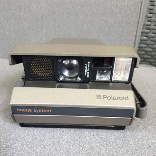Polaroid kamera image system - image,