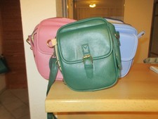 Damen Umhängetaschen  Gün, Rosa und Blau NEU 3 Stück bekannt aus Social Media