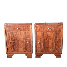 Zwei Art-Déco Nachtkästchen