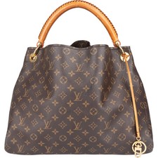 Louis Vuitton Monogram Canvas