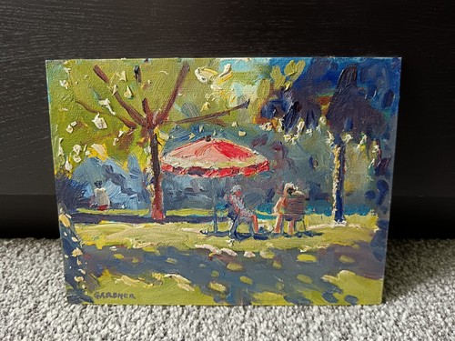 Roter sonnenschirm park - sonnenschirm,