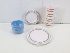 Flamefield Just Stripes 12 -teiliges Melamin Dinner Set Camping Wohnwagen BBQ Ga
