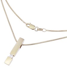 Christ Anhänger mit Brillant