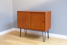 Wunderschöne kleine Kommode