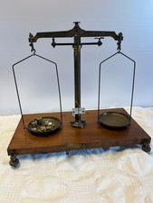 Waage - Apothekerwaage - antik - mit Gewichten