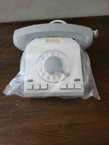 Alte ddr telefon - telefon, mit