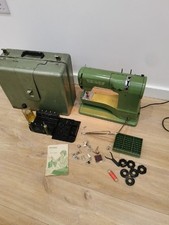 Vintage Elna Supermatic Nähmaschine 722010 mit Metallkoffer Anleitung & Zubehör