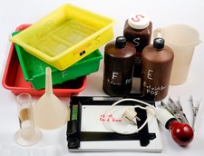 Fotolabor Positiv - Entwicklung  Konvolut Anfänger-Set Geräte aus Laborauflösung