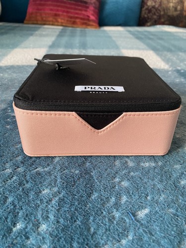 Prada beauty black pink box - prada,