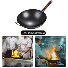 Wokpfanne mit Holzgriff