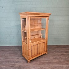 27431 Vitrine Geschirrschrank