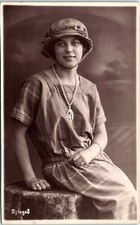 RPPC Woman Casual Cap Dress