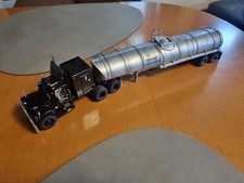 Mack Truck mit 3 D Druck Tankwagen 1:43