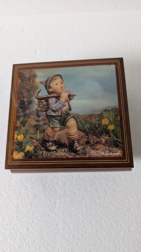 Sehr schöne hummel holz - sehr,
