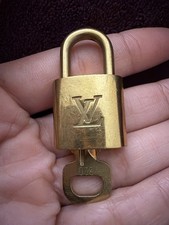 Original/Auth Louis Vuitton -