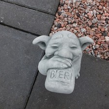Steinfigur lustiger Troll mit