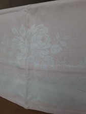 Tischdecke oval ca. 180 x 150 cm hellrosa altrosa mit weißen Blumen
