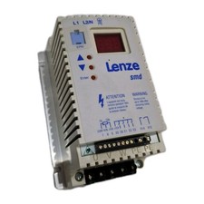 Lenze ESMD371X2SFA Frequenzumrichter 0,37kW 1PE 2,4A 230V Motor Drehzahlregler