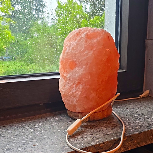 Salzkristalllampe mit