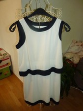 Armani Jeans Kleid Gr. 44 weiß schwarz ärmellos doppellagig