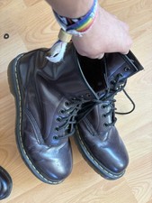 Dr. Martens Burgundy 43