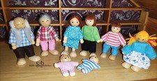 Puppen-Familie 8-teilig -