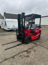 E-Gabelstapler NEU 1,5T