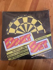 Dart Set – Wurfpfeil-Spiel 43 cm, doppelseitig – Mit 6 Pfeilen & Spielanleitung