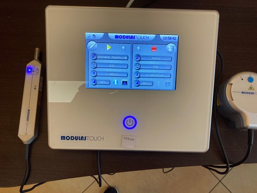 Modulas touch aurikulo und - aurikulo,