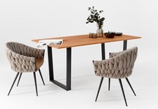 Esstisch Kernbuche natur geölt mit Schweizer Kante und schwarzem Metallgestell