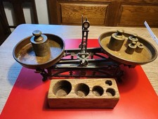 Antike Kleine Waage mit