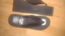 Flip Flops mit Plateau Keilabsatz in Schwarz in Gr. 39 NEU