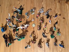 40 alte Spielfiguren Ritter