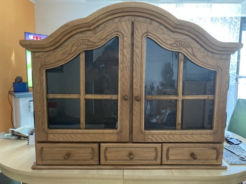 Wandhängevitrine