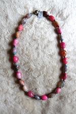 Schöne Achat Kette mit Magnetverschluß Länge Ca. 47,5 cm.