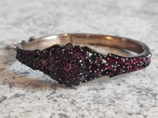 Damen Armreif Granat Antik