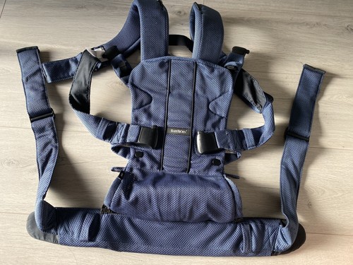 Baby trage one - carrier),