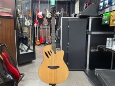 Elektrische Akustikgitarre