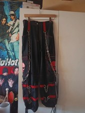 Tripp nyc schwarz und rot hose