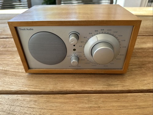 Tivoli audio model one fm - tivoli, am/fm