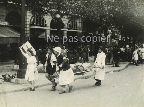 Liberation paris place saint - liberation,