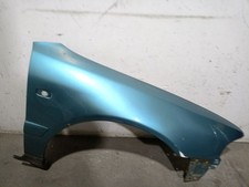 8D0821106M KOTFLÜGEL VORNE