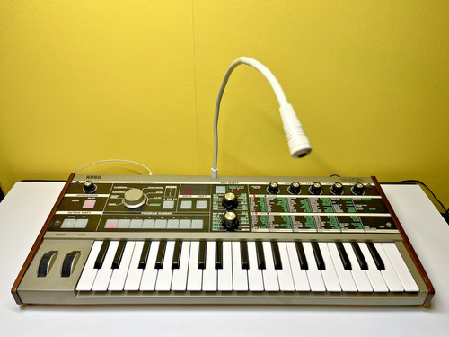 Korg microkorg synthesizer - microkorg,