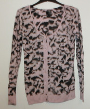 Rosa/grau/schwarz gemusterte Strickjacke mit Bündchen Gr. 36 o. S GUESS