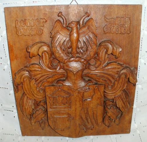 Handgeschnitztes